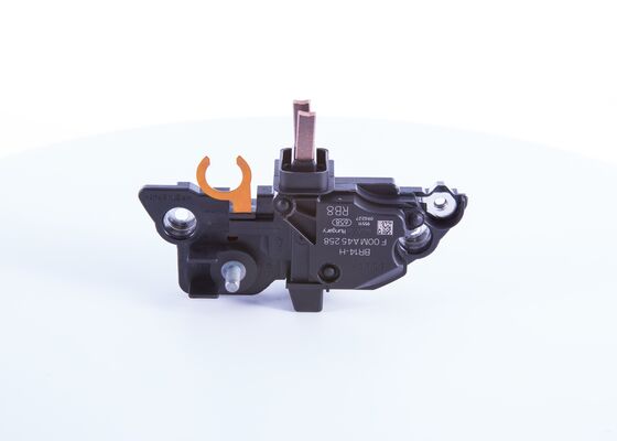 BOSCH Feszültség szabályzó F00MA45258_BOSCH