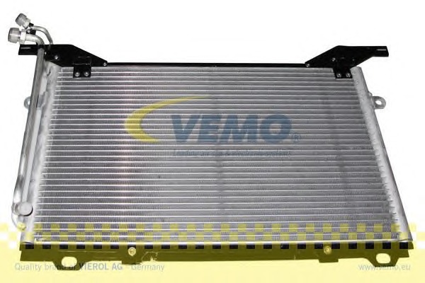 VEMO Klímahűtő V30-62-1040_VEMO