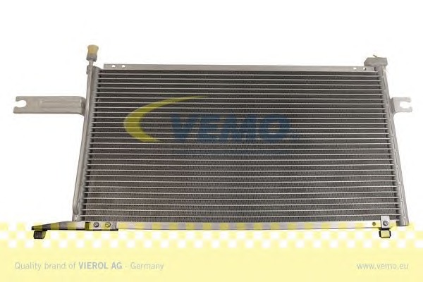 VEMO Klímahűtő V38-62-0004_VEMO